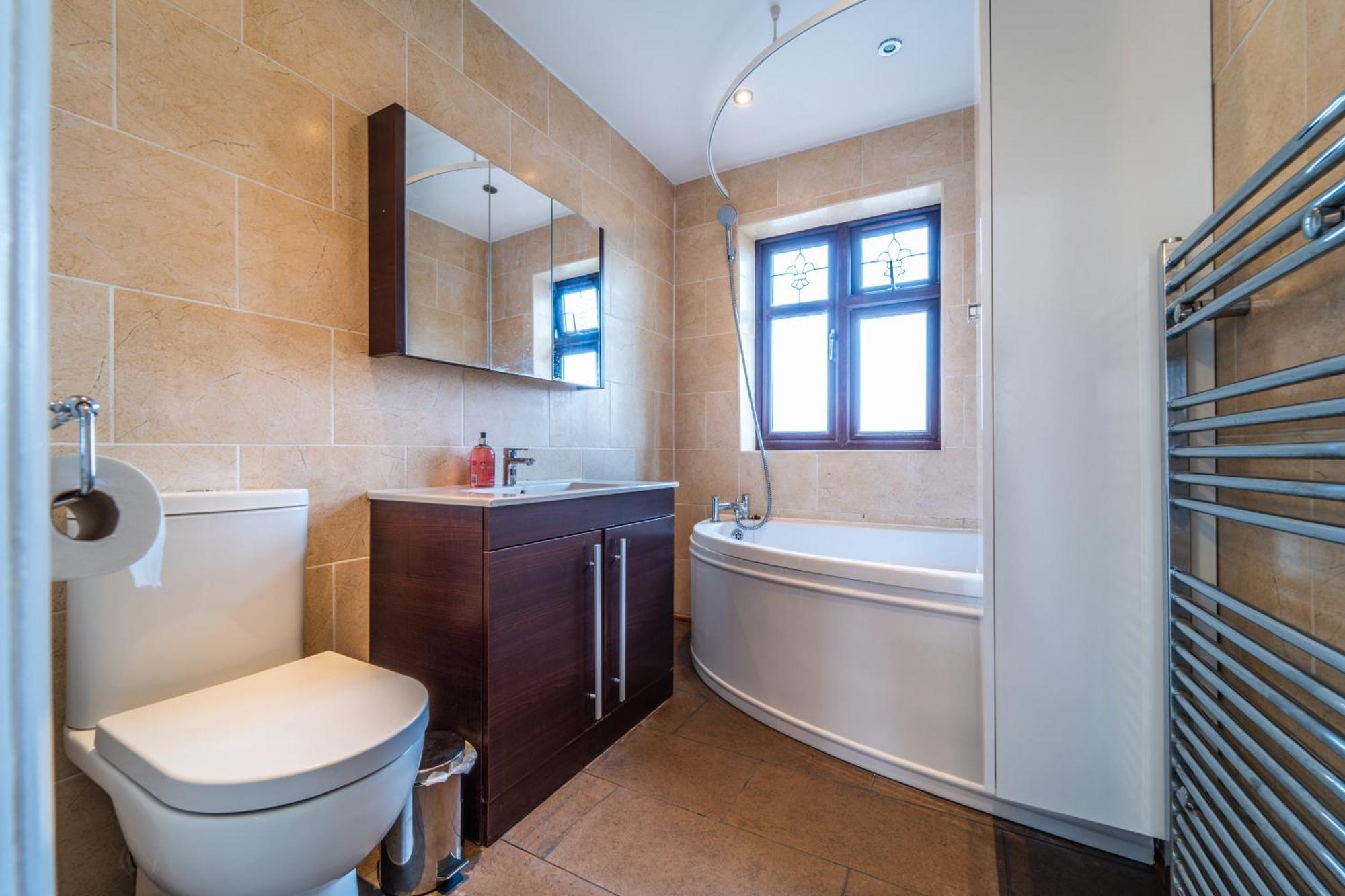 Modern Spacious 4 Bed Hayes Home With Free Parking Экстерьер фото